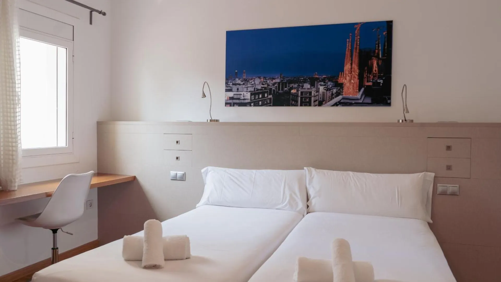 Ola Living Sagrada Familia Apartman Barcelona 0*,  Spanyolország