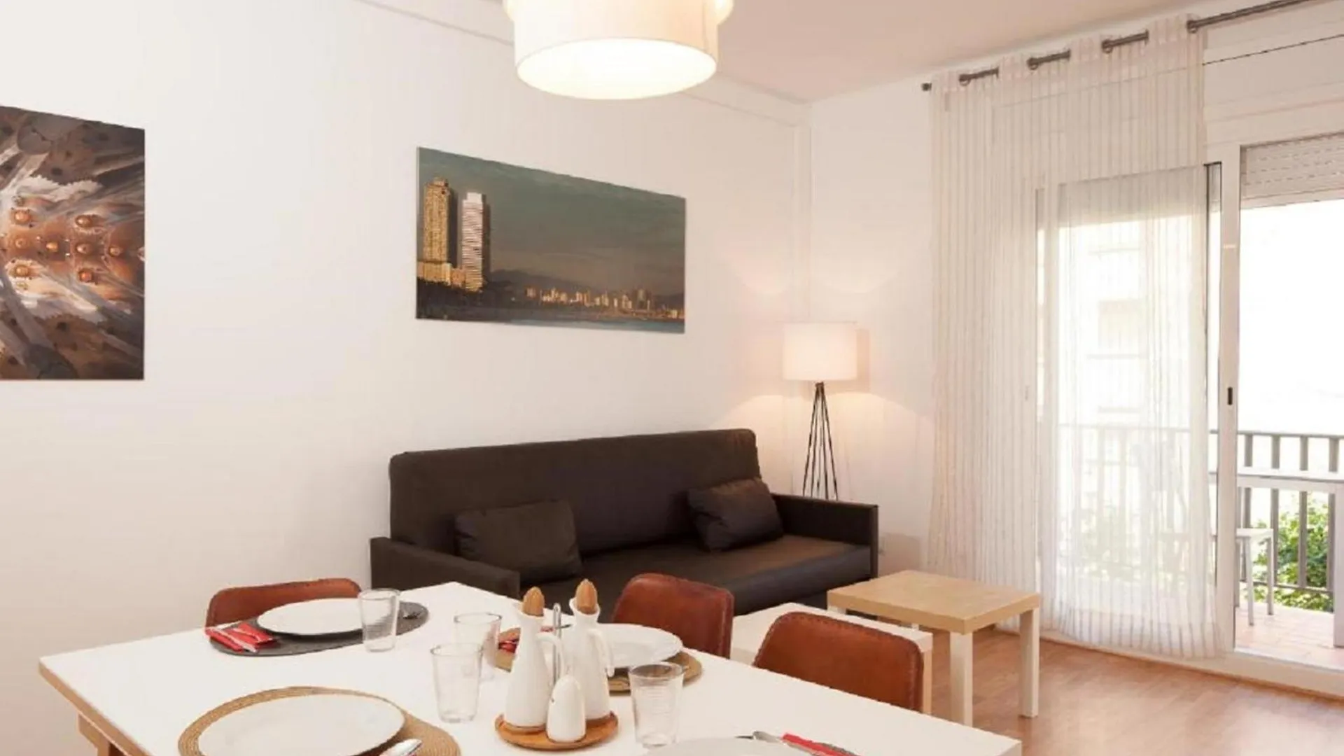 Апартаменты Ola Living Sagrada Familia Барселона 0*,  Испания